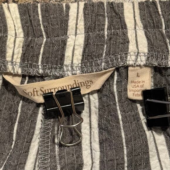Soft Surroundings Pants Crop Cargo Pull On Coastal Beach Stripe Gray White Large - Picture 2 of 4